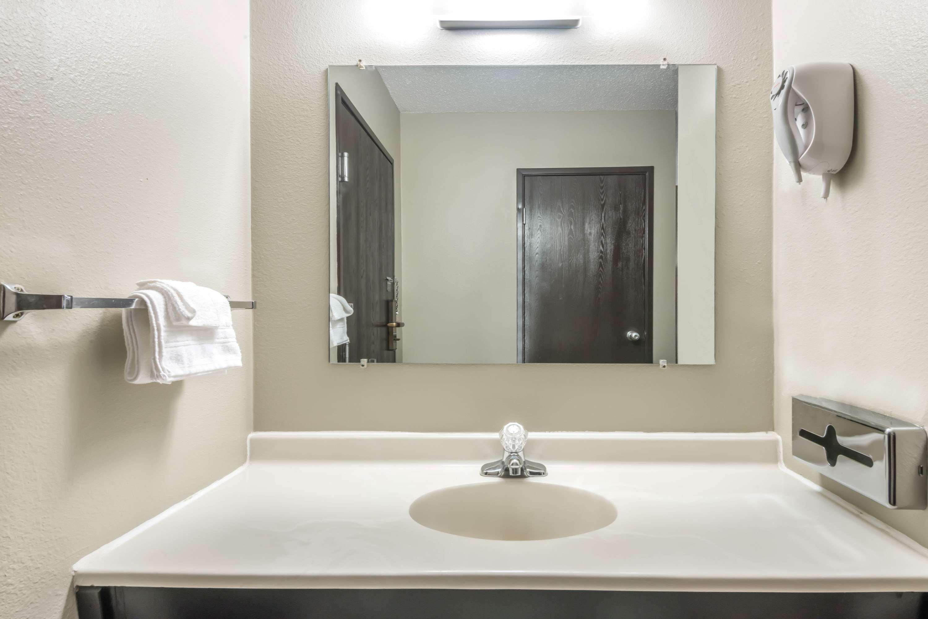 Super 8 By Wyndham Kimball Extérieur photo